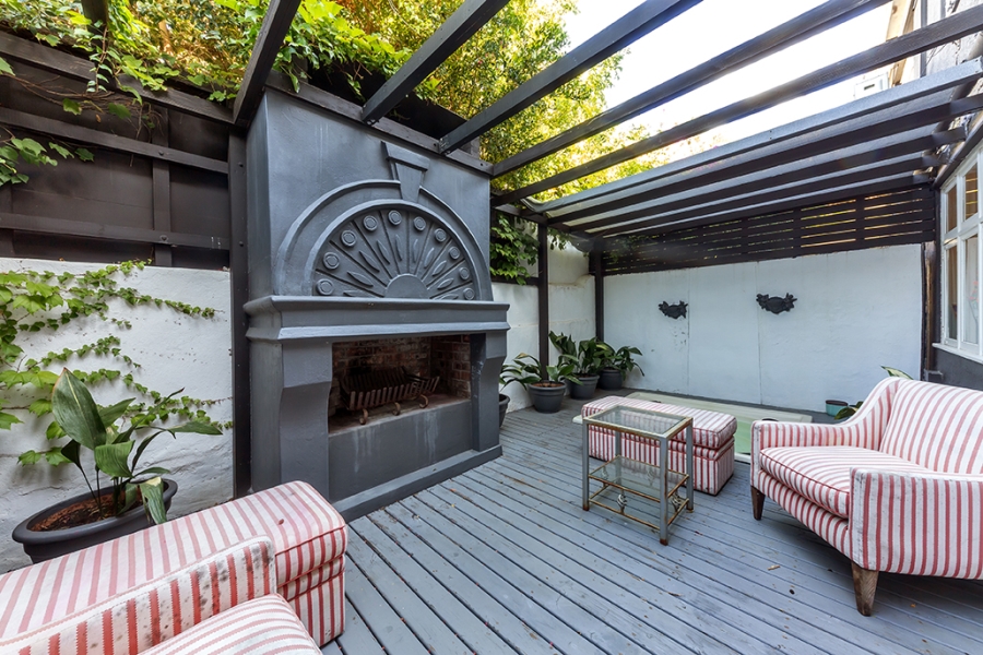 4 Bedroom Property for Sale in Gardens Western Cape